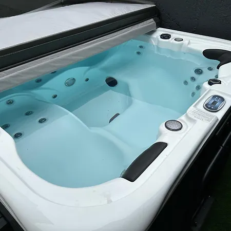 Europapark A 11km Lune Avec Jacuzzi *